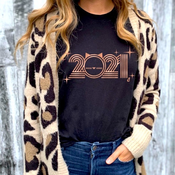 ❌🎉HP🎉❌Crazy Cat Lady Tee ❤️🐈‍⬛ NWOT - Picture 3 of 8